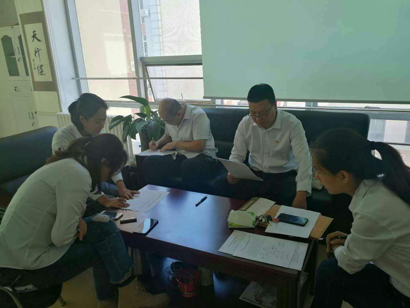 玩彩网-让你玩得精彩的网站